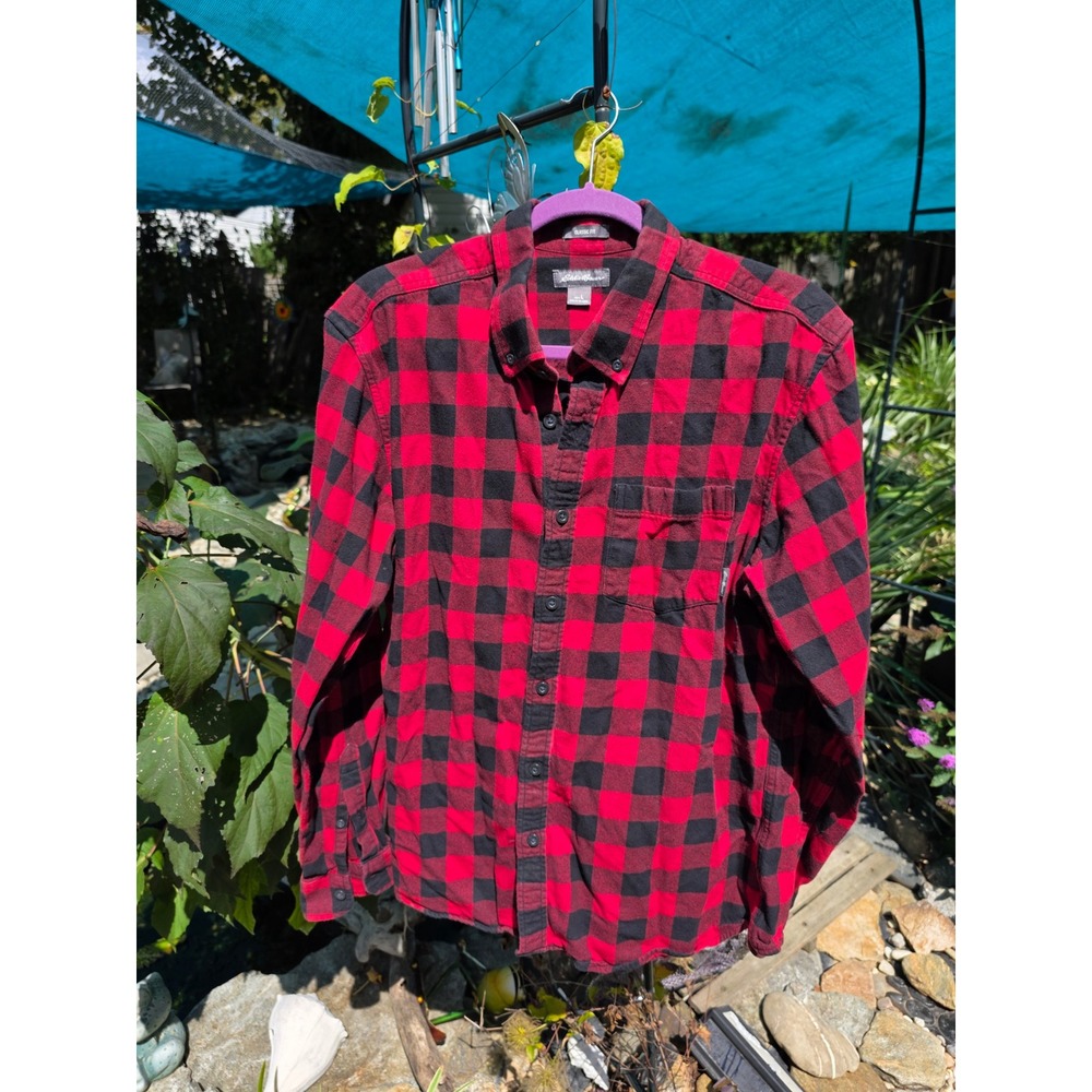 Eddie Bauer Mens Flannel Shirt L Red Black Plaid Long Sleeve Classic Fit